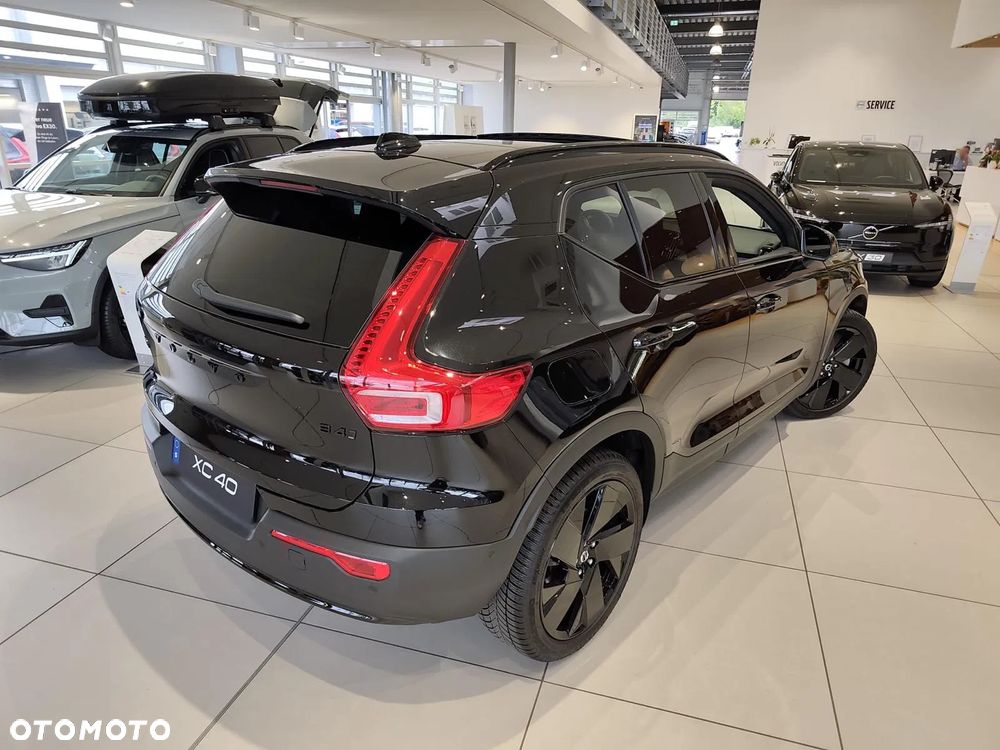 Volvo XC 40 B4 AWD Ultimate Dark - 8