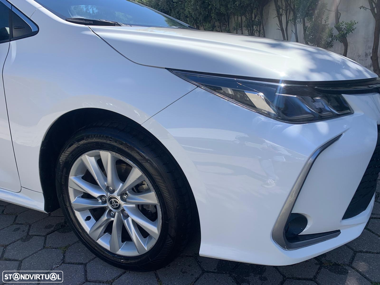 Toyota Corolla SD 1.8 Hybrid Comfort - 2