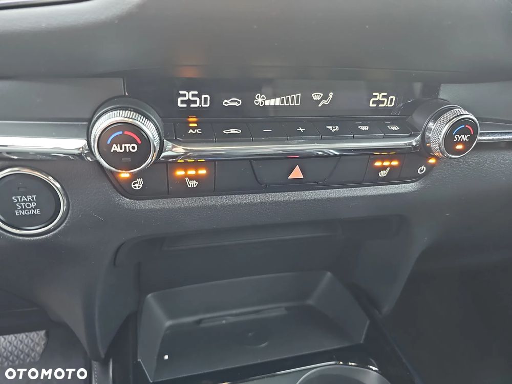 Mazda CX-30 2.0 mHEV Centre-Line 2WD - 17