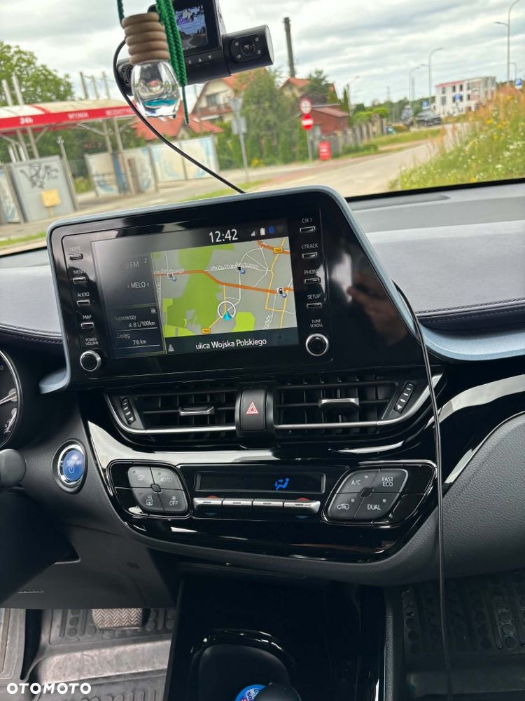 Toyota C-HR - 8