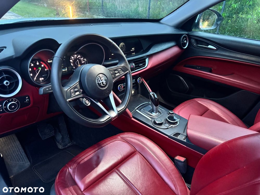 Alfa Romeo Stelvio 2.0 Turbo TI Q4 - 5