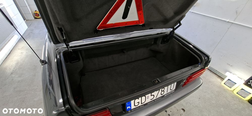 Mercedes-Benz SL - 9
