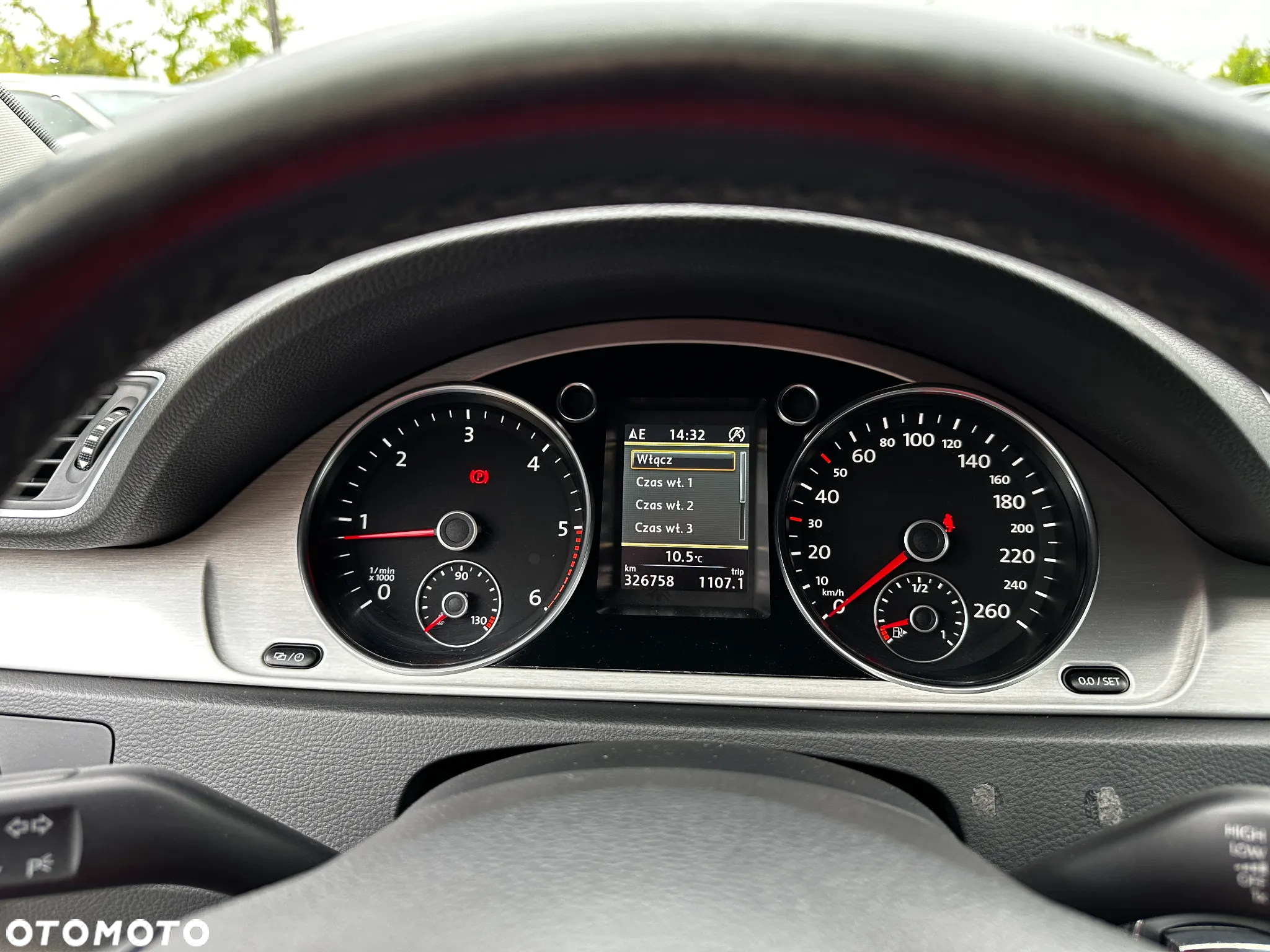 Volkswagen Passat - 9