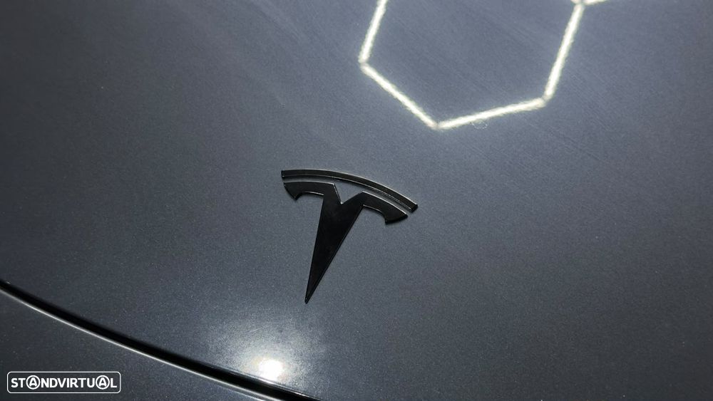 Tesla Model 3 Performance Dual Motor AWD - 18