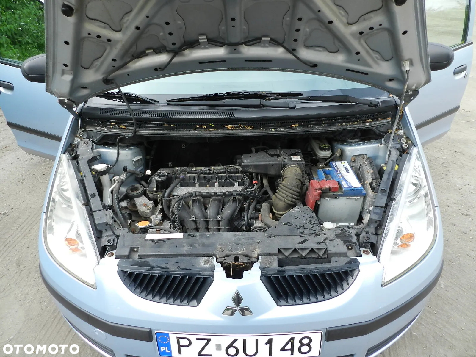 Mitsubishi Colt - 16