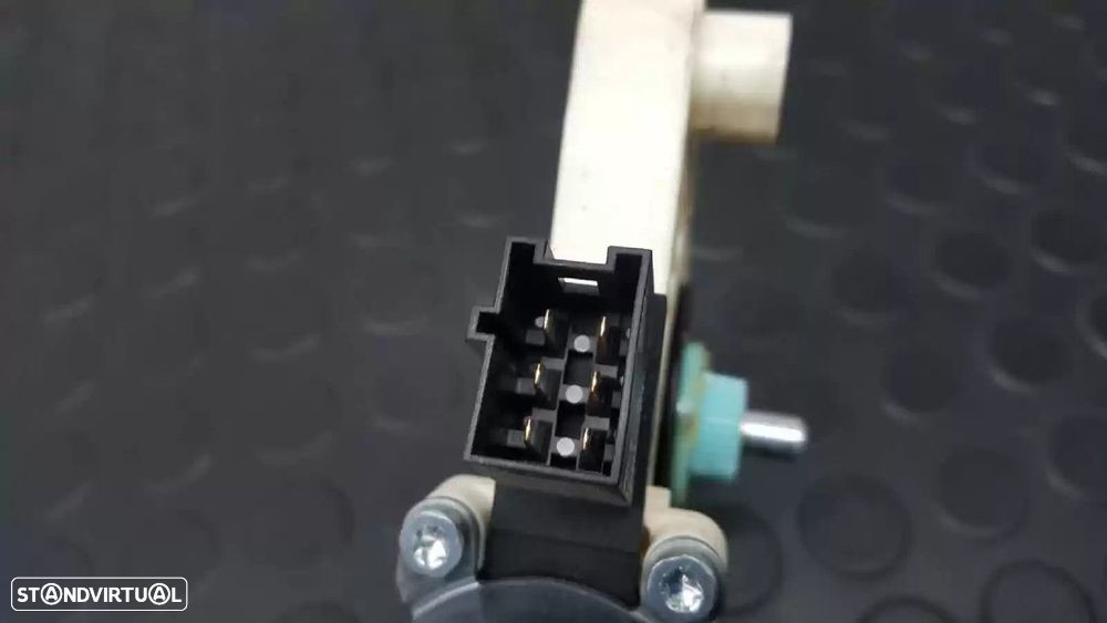 MOTOR ELEVADOR DE VIDRO TRASEIRO ESQUERDO MERCEDES-BENZ CLASSE B 2005 -A16982019... - 4