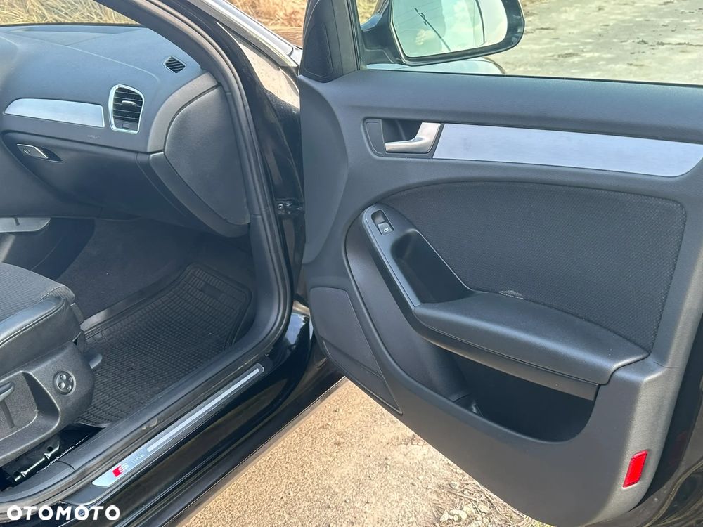 Audi A4 Avant 2.0 T FSI - 15