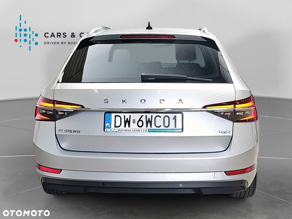 Skoda Superb 2.0 TDI SCR 4x4 Style DSG - 29