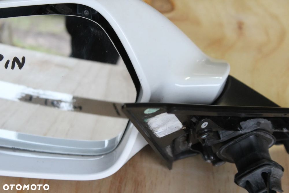 LUSTERKO LEWE AUDI A6 C7 6 PIN LY9C UK 2012 - 4