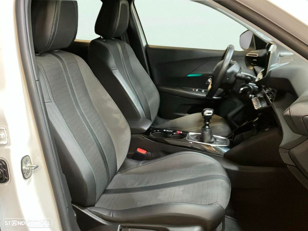 Peugeot 2008 1.2 PureTech Allure - 15