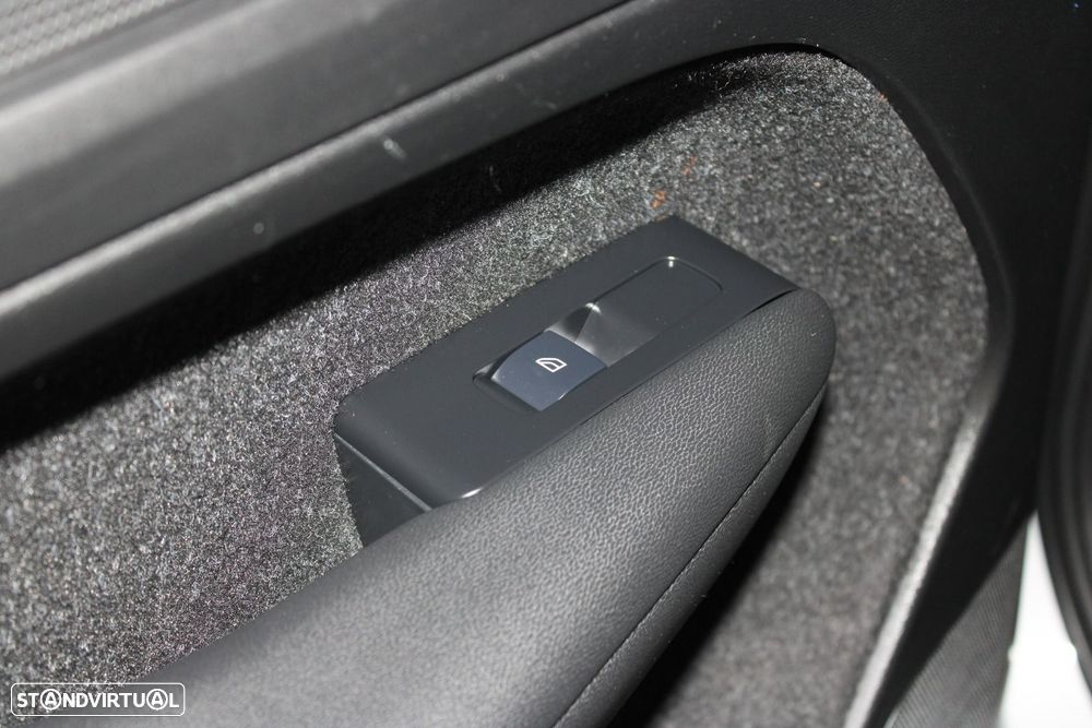 Volvo XC 40 1.5 T5 PHEV Inscription - 29