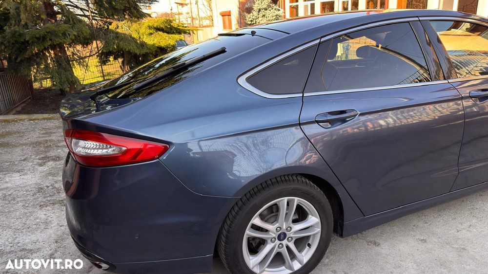 Ford Mondeo 2.0 TDCI Powershift Titanium - 17