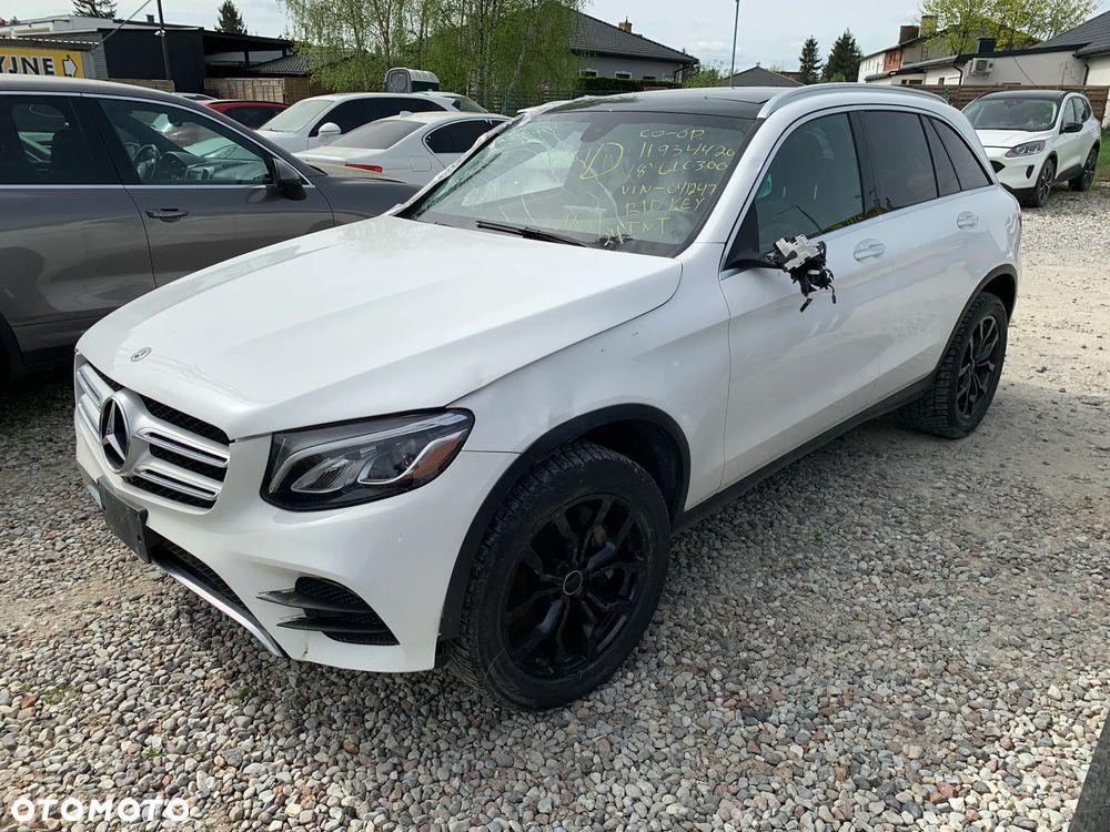 Mercedes-Benz GLC - 9