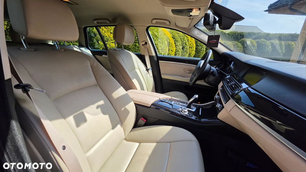 BMW Seria 5 - 25