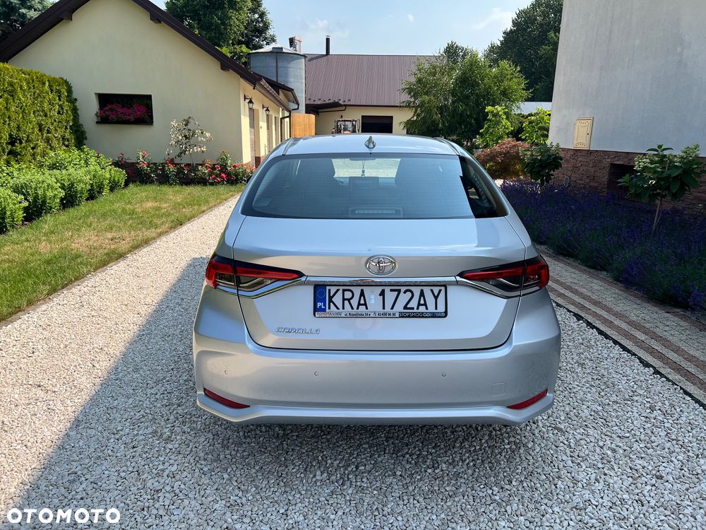 Toyota Corolla - 11