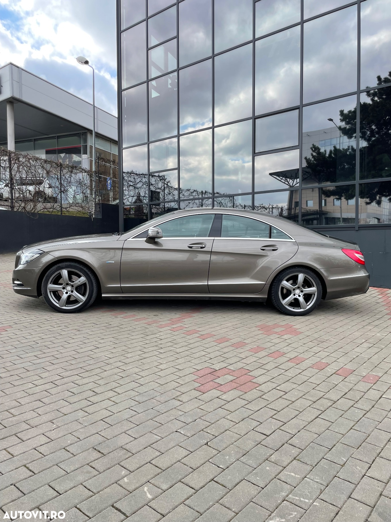 Mercedes-Benz CLS 350 CDI BlueEfficiency 4MATIC SB Aut - 3