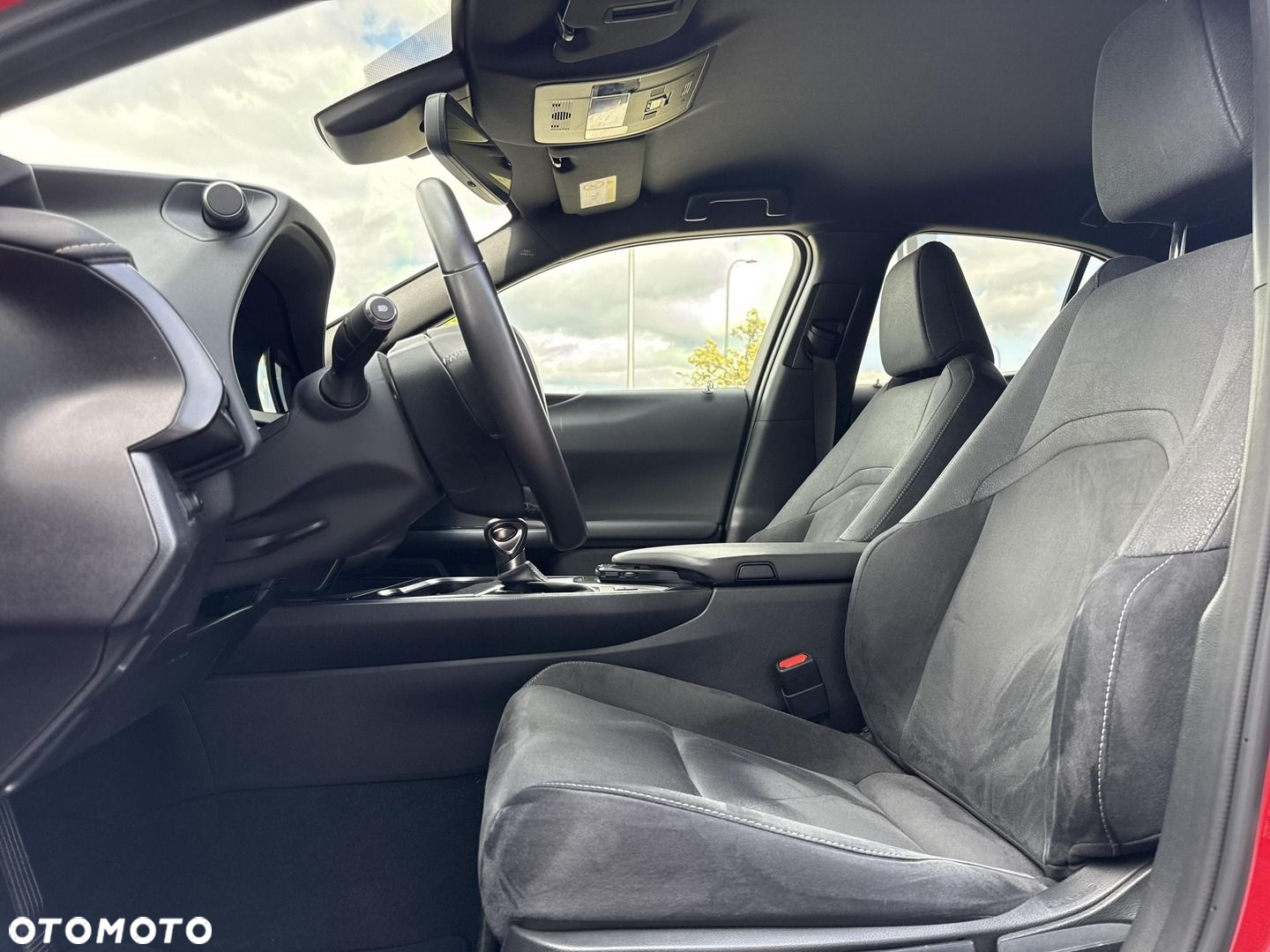 Lexus UX 200 GPF Business Edition 2WD - 10