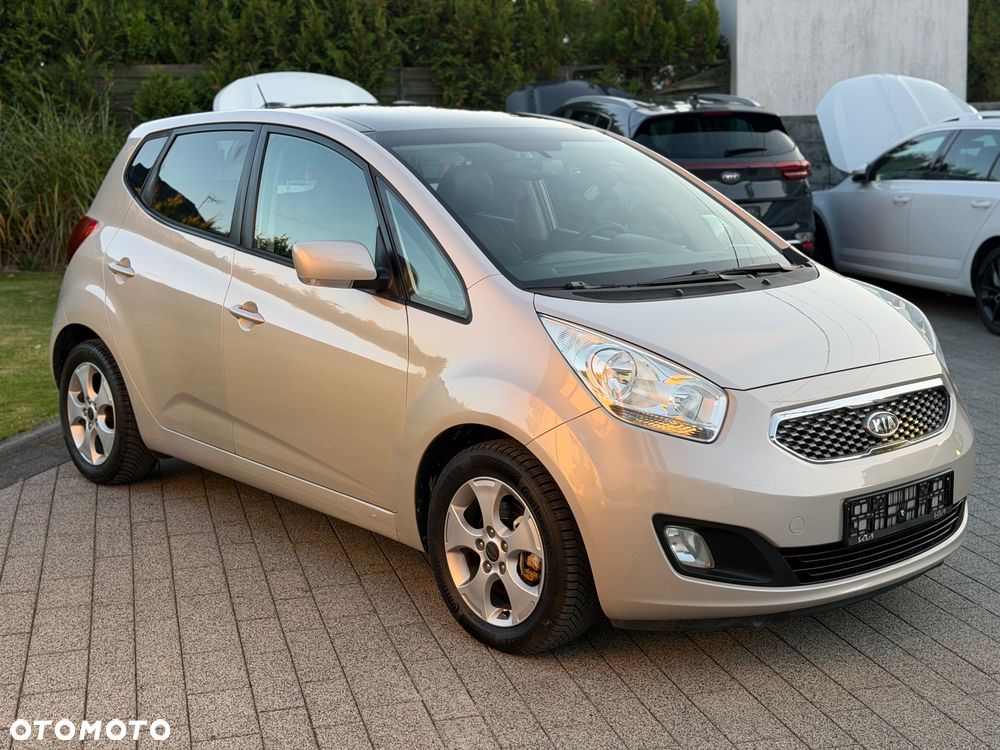 Kia Venga - 4