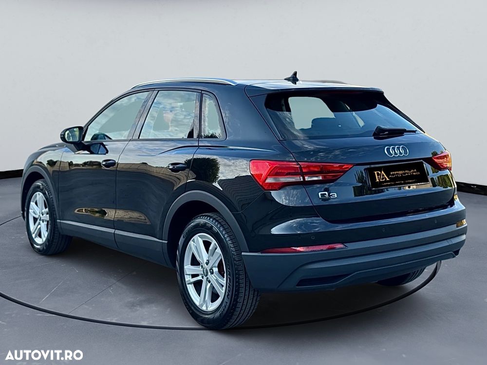 Audi Q3 2.0 35 TDI S tronic Advanced - 4