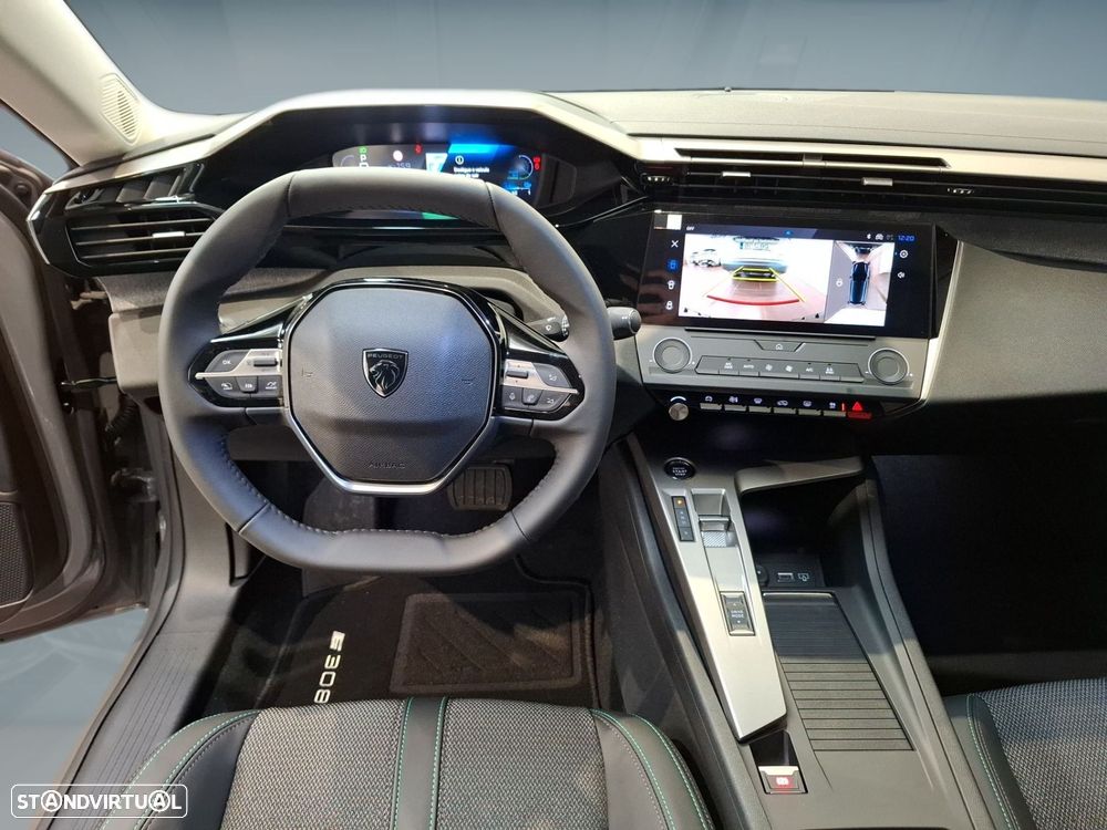 Peugeot e-308 54 kWh Allure - 11