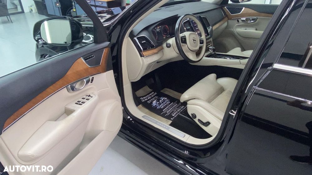 Volvo XC 90 D5 AWD Inscription - 11