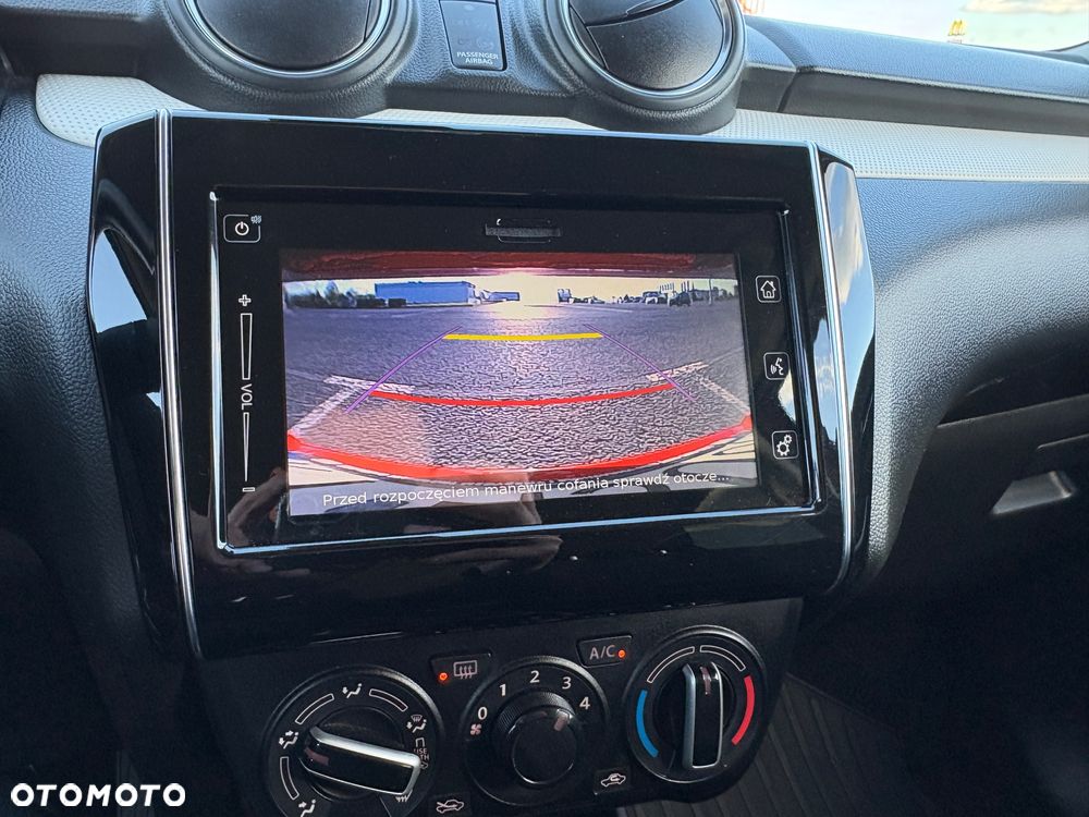 Suzuki Swift 1.2 Dualjet SHVS Premium Plus - 5