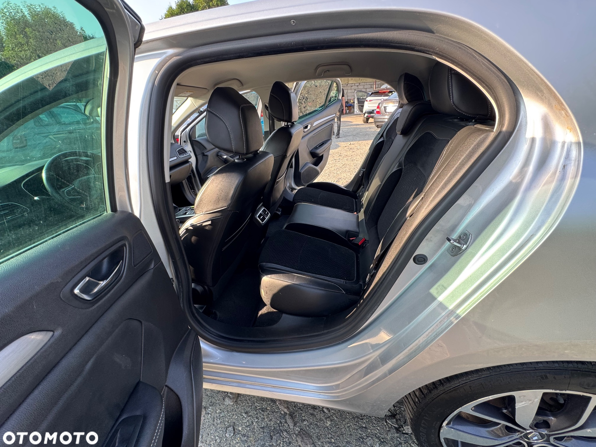 Renault Megane ENERGY dCi 130 BUSINESS - 13