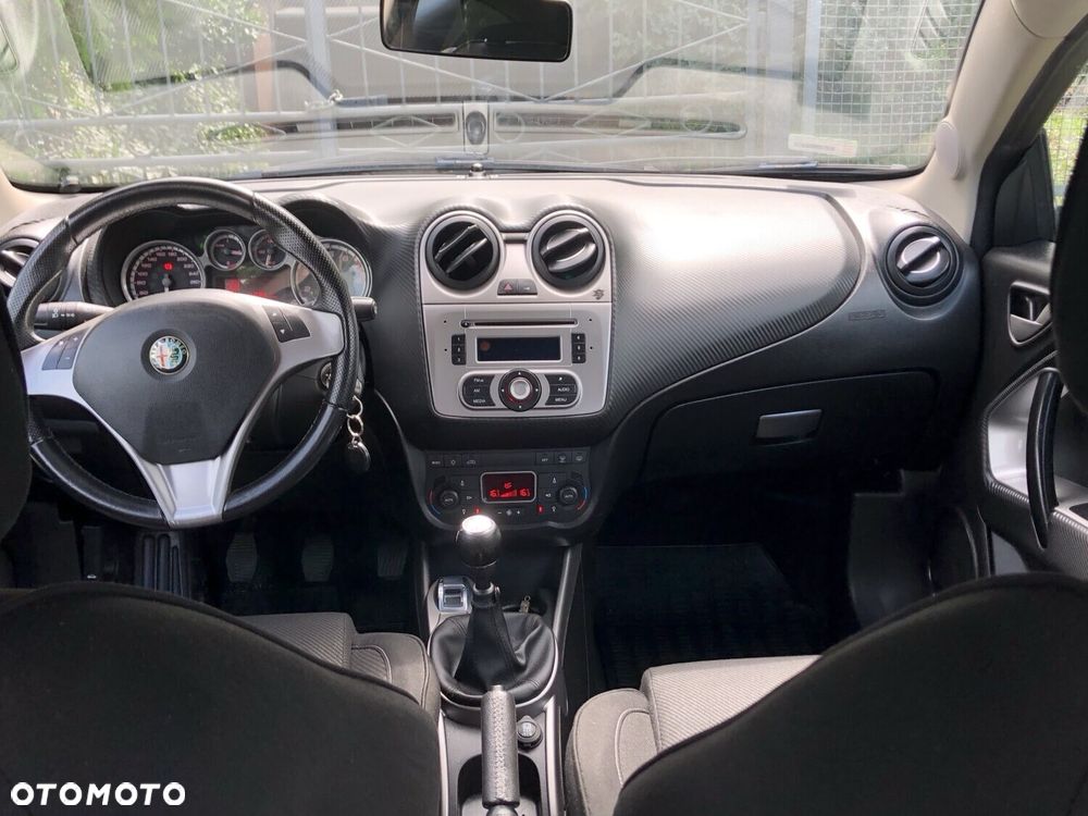 Alfa Romeo Mito 1.4 MultiAir Distinctive - 2