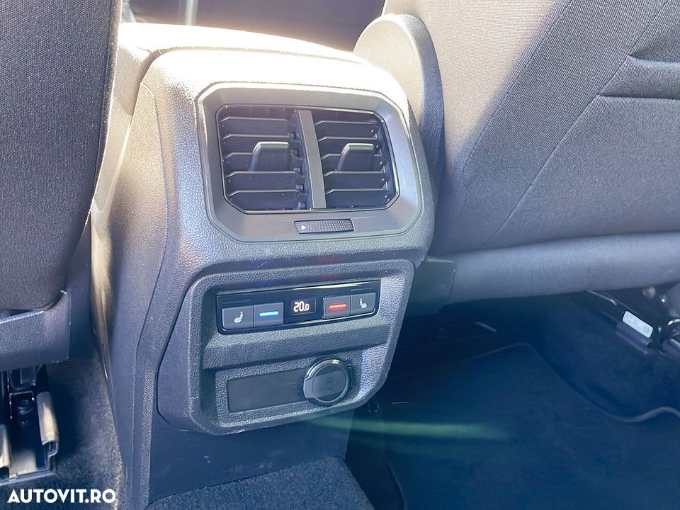 Volkswagen Tiguan 2.0 TDI SCR DSG 4Motion Life - 24