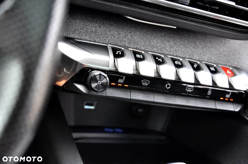 Peugeot 3008 1.5 BlueHDi GT Pack S&S EAT8 - 34