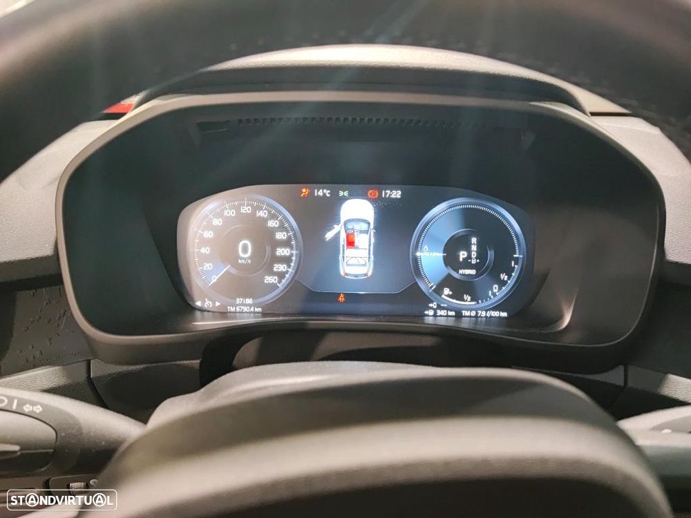 Volvo XC 40 1.5 T4 PHEV Essential - 6