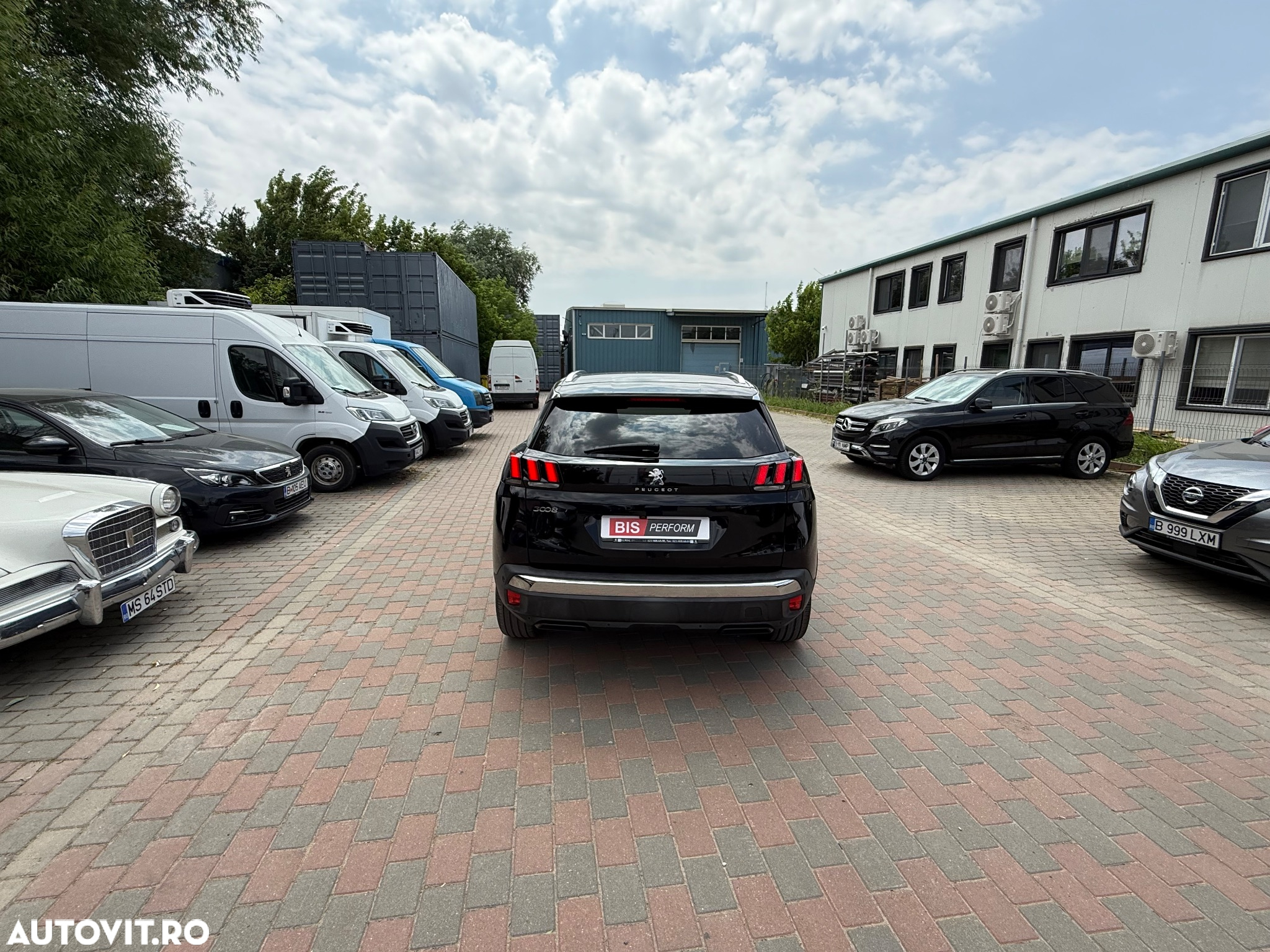 Peugeot 3008 1.5 BlueHDI S&S EAT8 Allure - 6