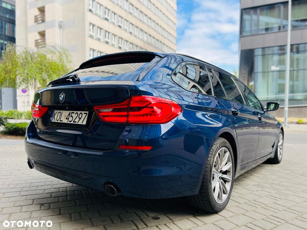 BMW Seria 5 520d M Sport Edition - 3