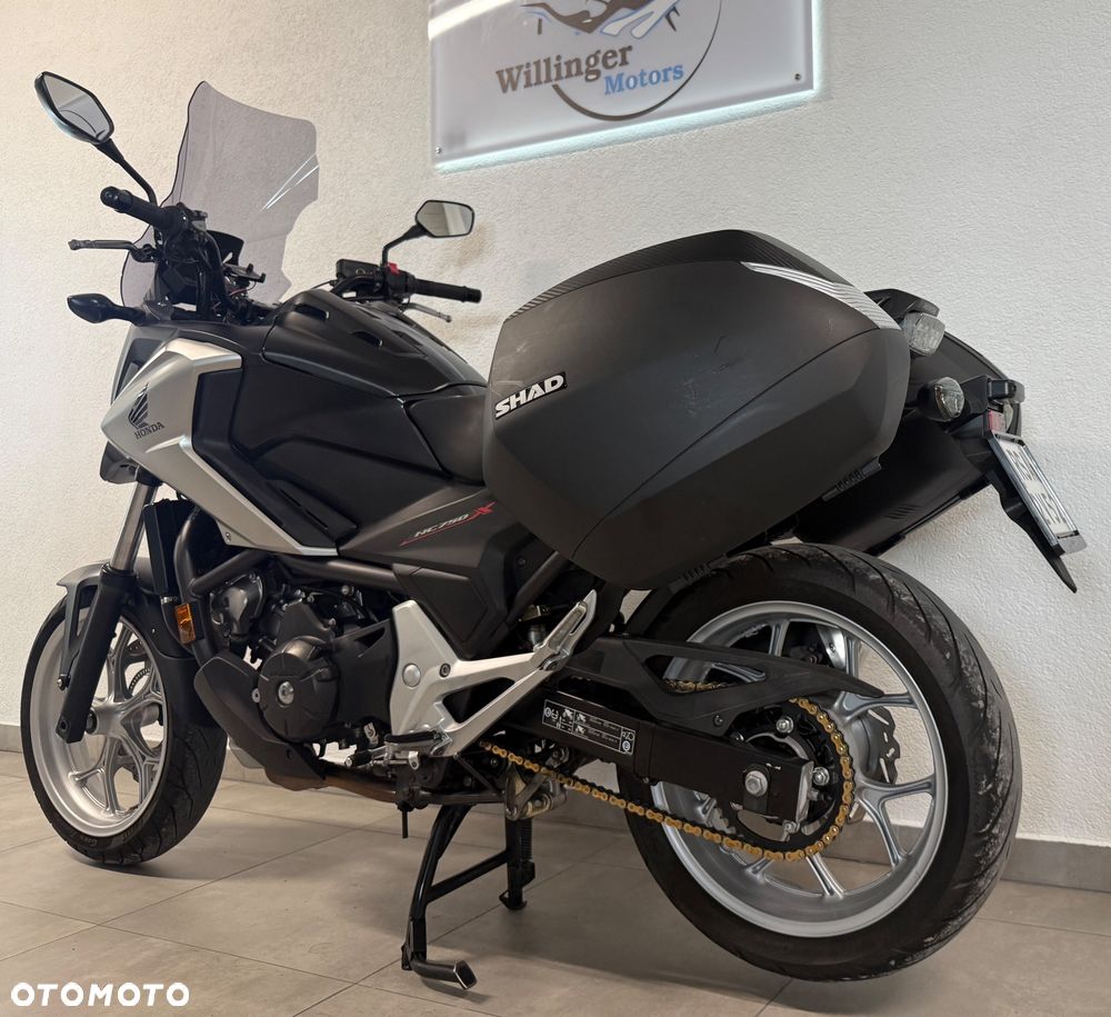 Honda NC - 6