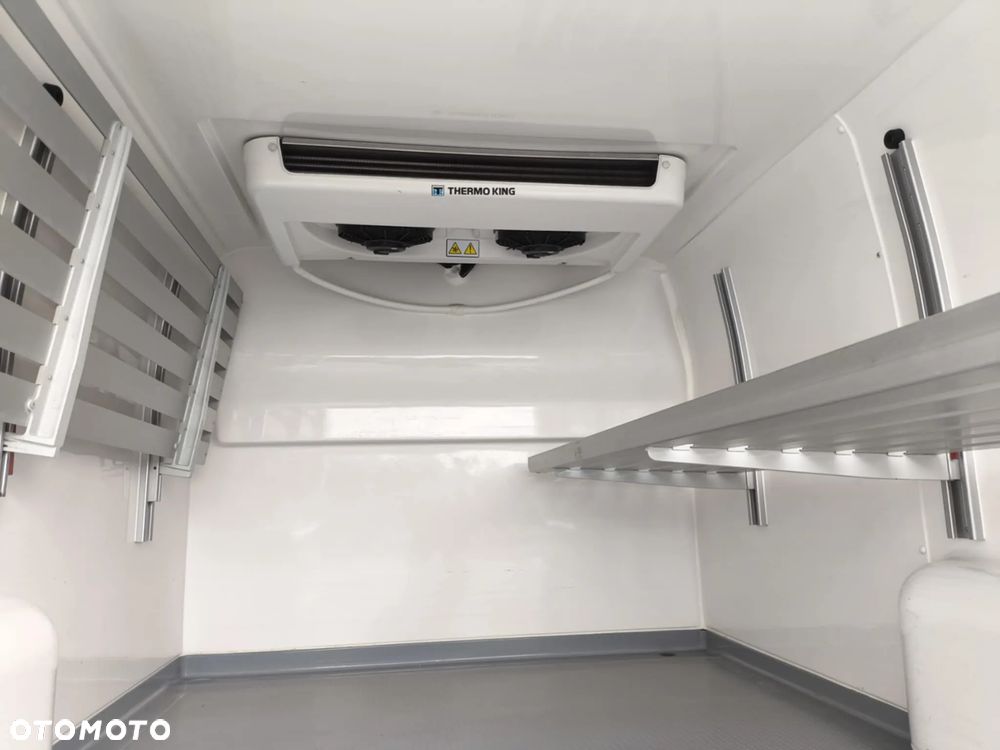 Mercedes-Benz VITO - 3