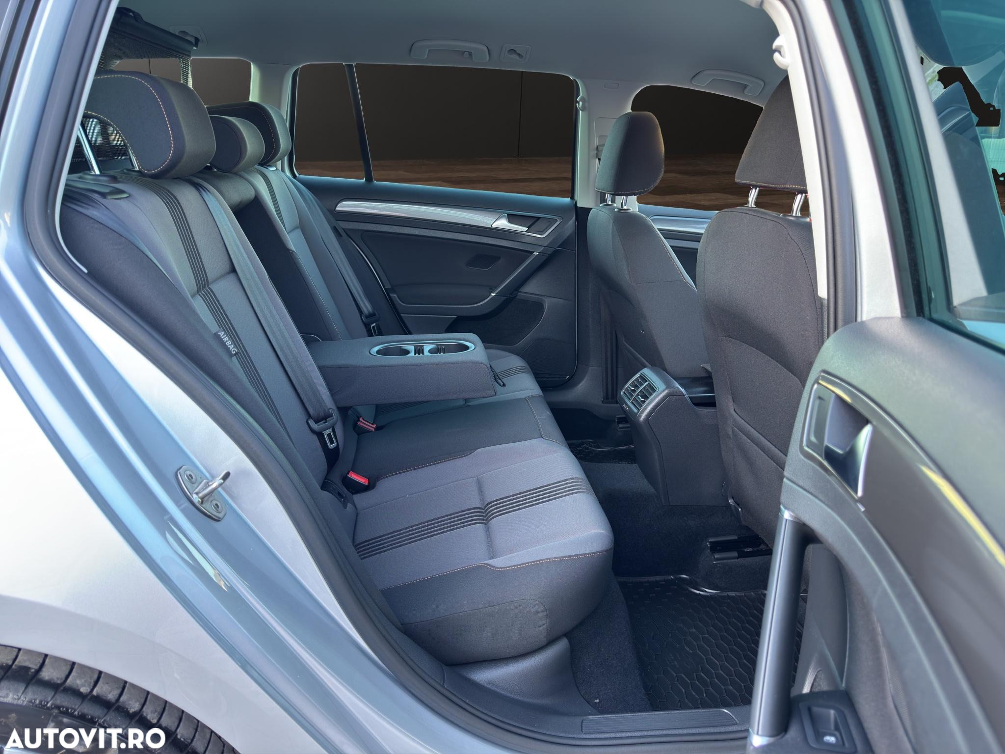 Volkswagen Golf Variant 2.0 TDI BlueMotion Technology Allstar - 13