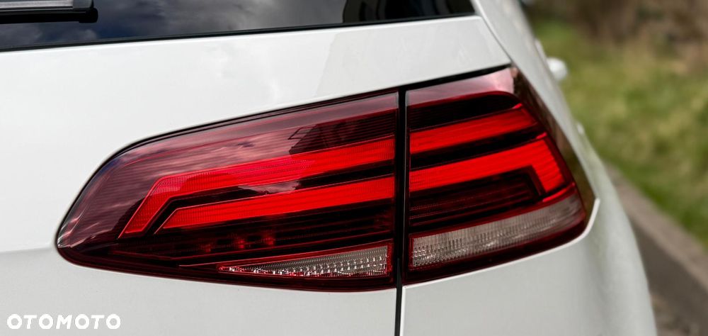 Volkswagen Golf - 14