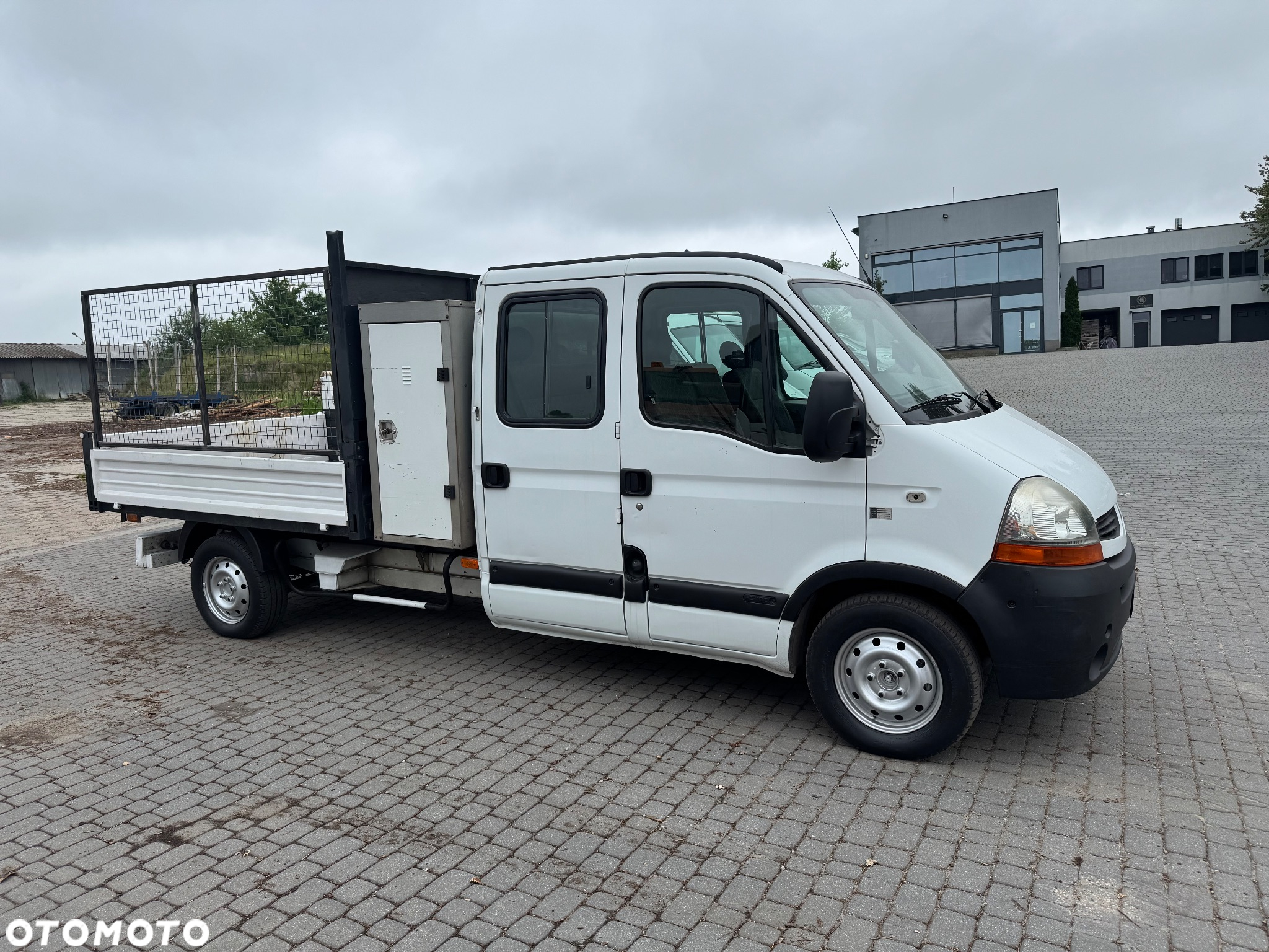 Renault Master 2009 r. kraty wywóz liści Wywrotka Kiper Brygadówka 7 Osobowy Dubelkabina Dobelkabina Wywrot Doka - 11