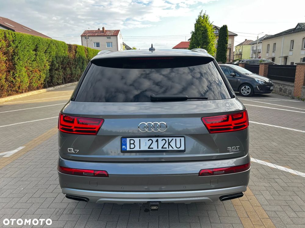 Audi Q7 - 4