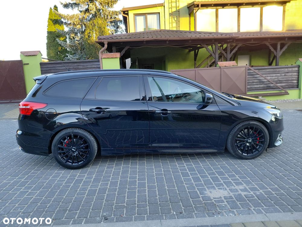 Ford Focus 2015 photo 4