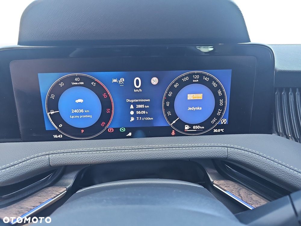 Skoda Superb 2.0 TDI SCR 4x4 L&K DSG - 20