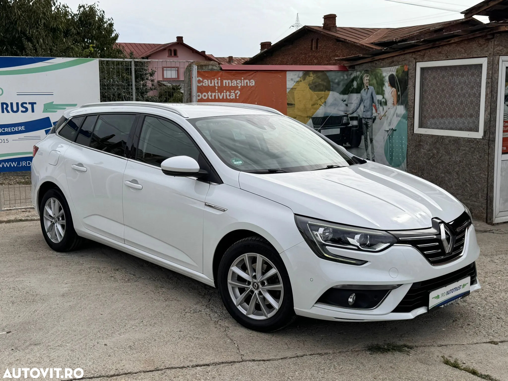 Renault Megane Grandtour ENERGY dCi 110 Start & Stopp Bose Edition - 2
