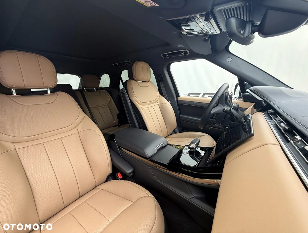 Land Rover Range Rover Sport D300 Dynamic SE - 9