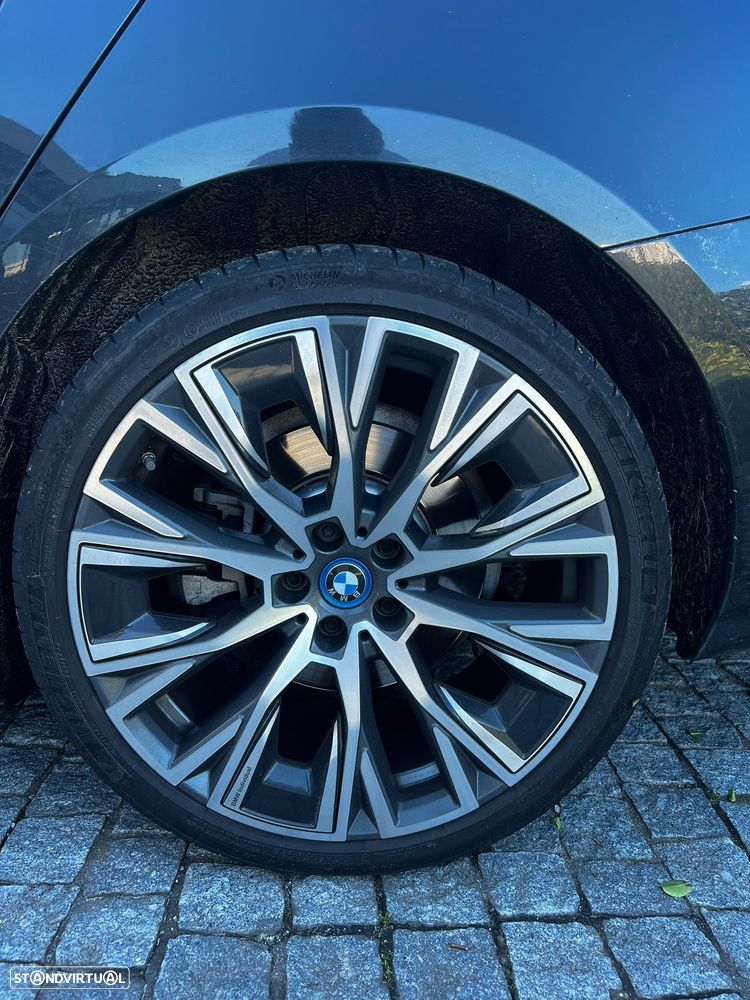 BMW i4 eDrive40 Pack Desportivo M - 9
