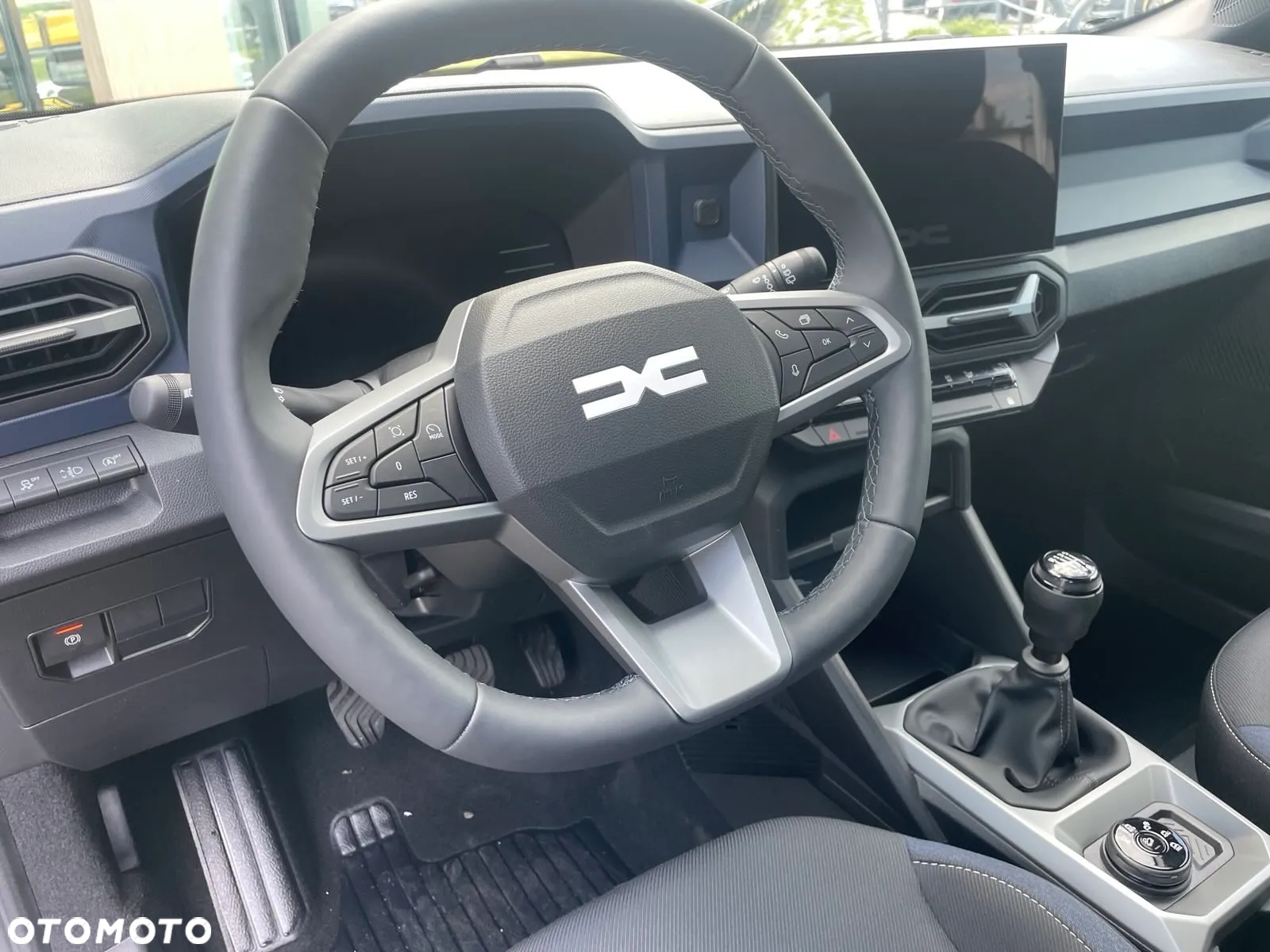 Dacia Bigster - 12
