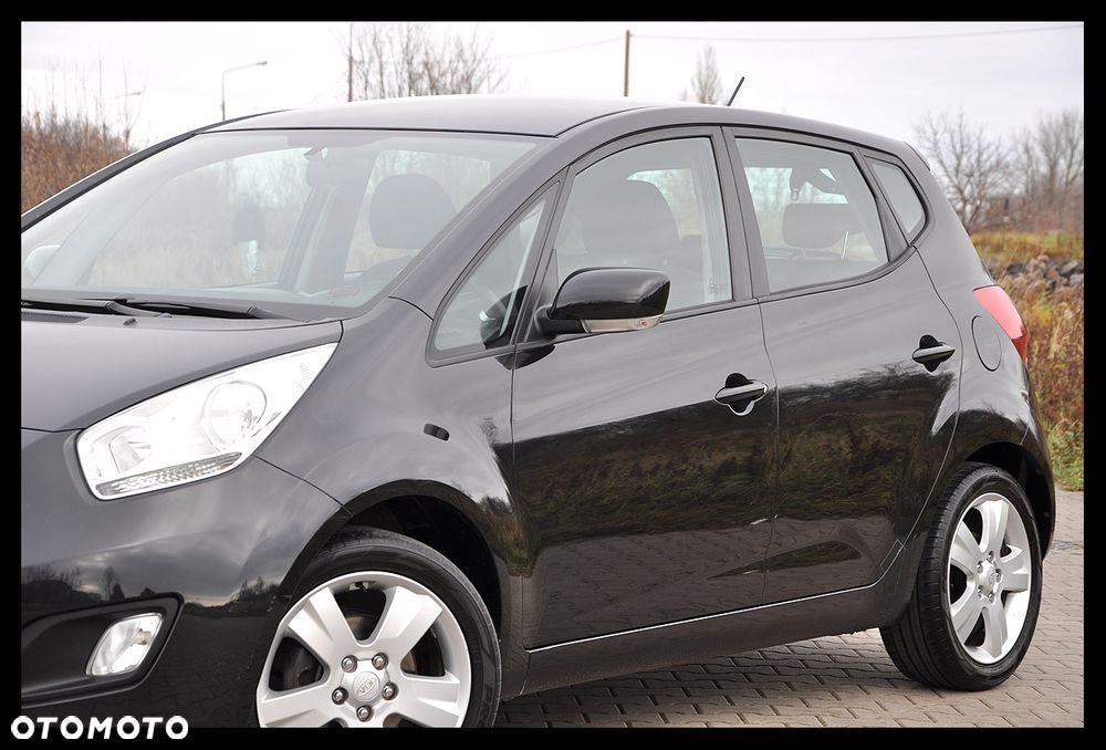 Kia Venga 1.4 CVVT Business Line - 11