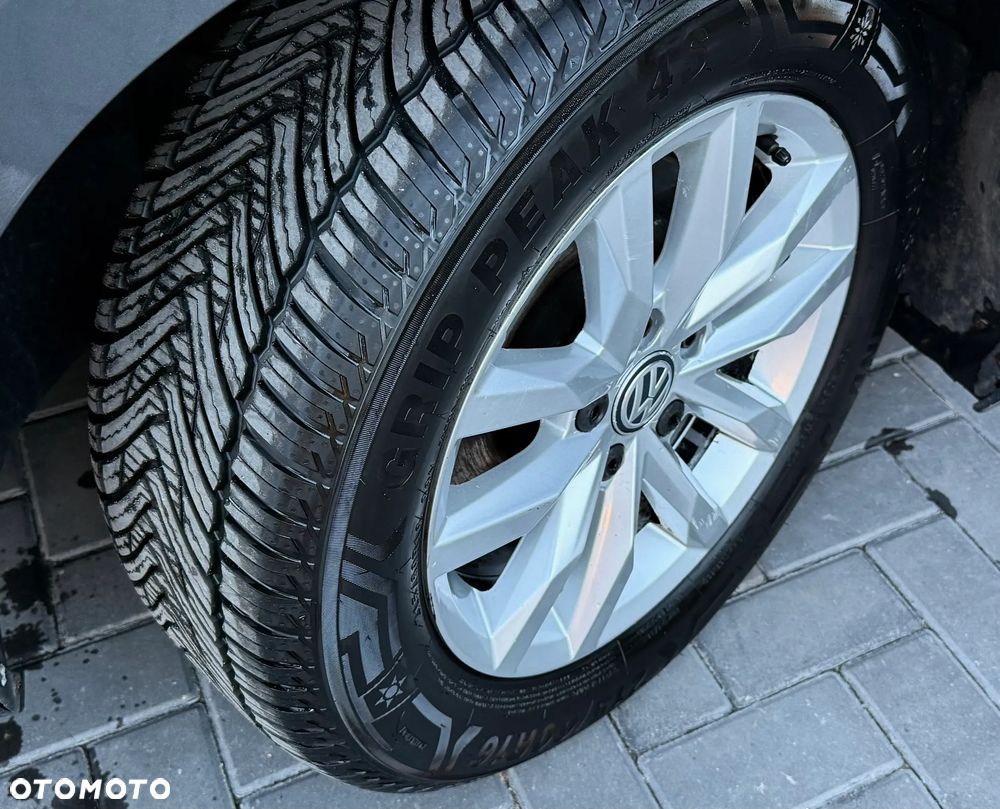 Volkswagen Passat 2.0 TDI BMT Comfortline - 26
