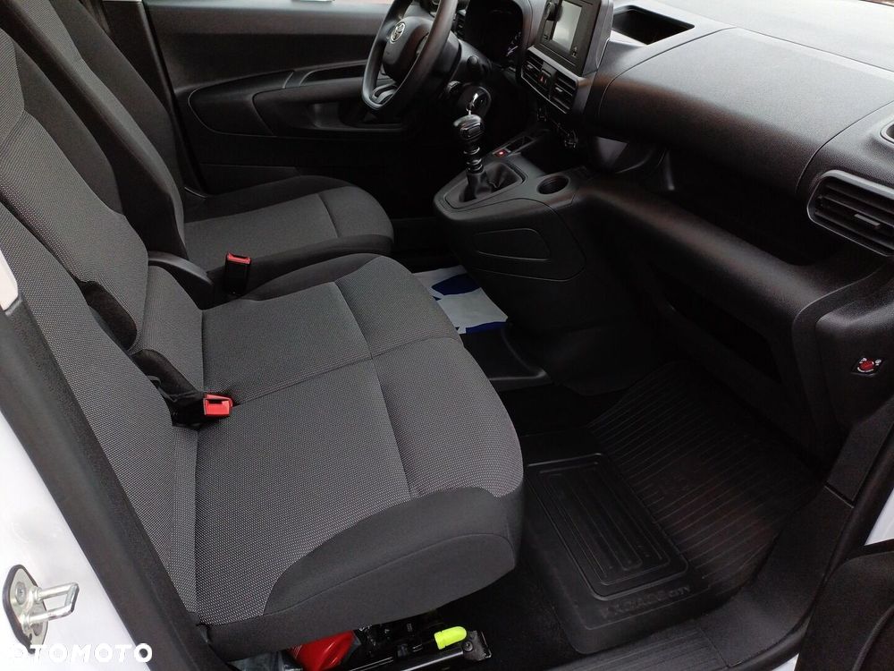 Toyota PROACE CITY - 11