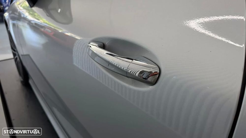 Mercedes-Benz E 220 d AMG Line - 11