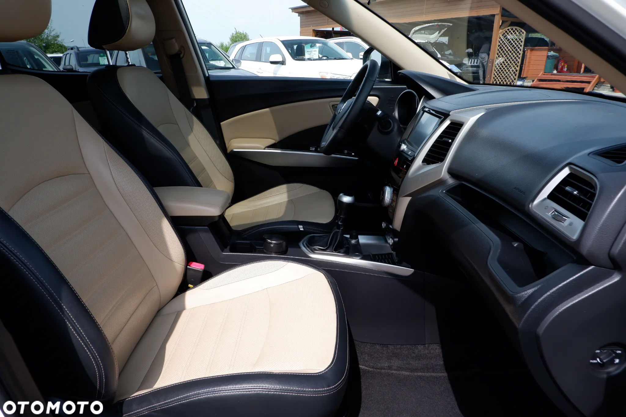 SsangYong/KGM Tivoli e-XDi 160 2WD Sapphire - 9